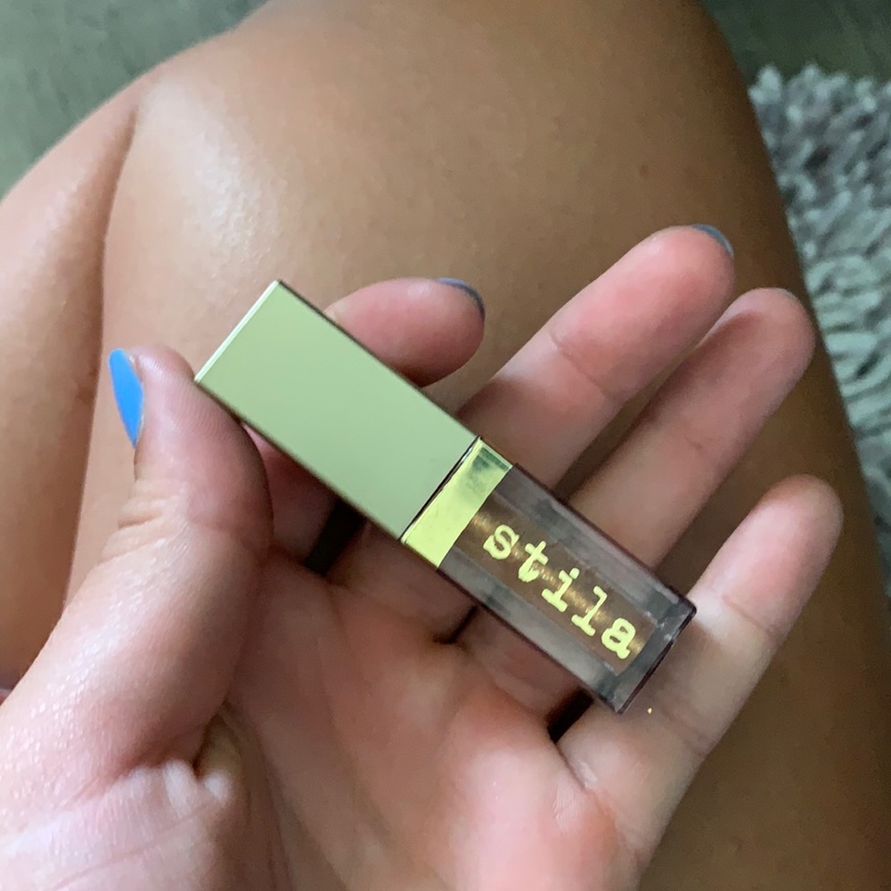 Liquid eyeshadow never used